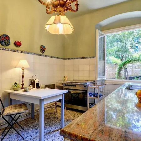 Le Sorelle - Elegante Appartamento Fronte Mare - 6 Posti Letto - Con Posto Auto Privato Рапалло