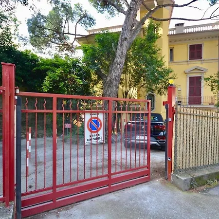 Апартаменты Le Sorelle - Elegante Appartamento Fronte Mare - 6 Posti Letto - Con Posto Auto Privato