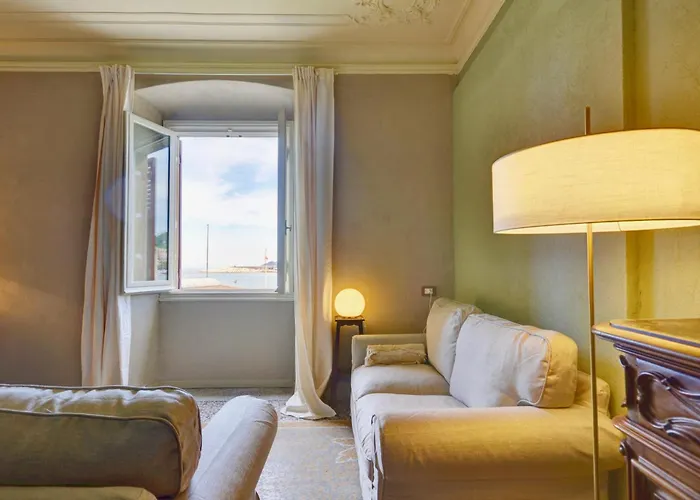 Le Sorelle - Elegante Fronte Mare - 6 Posti Letto - Con Posto Auto Privato Appartamento *