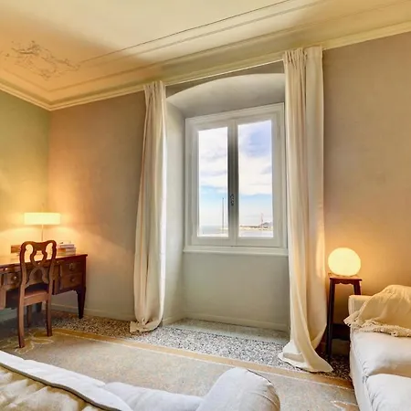 Le Sorelle - Elegante Appartamento Fronte Mare - 6 Posti Letto - Con Posto Auto Privato Апартаменти *