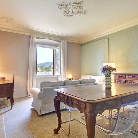 Le Sorelle - Elegant Beachfront Apartment Rapallo