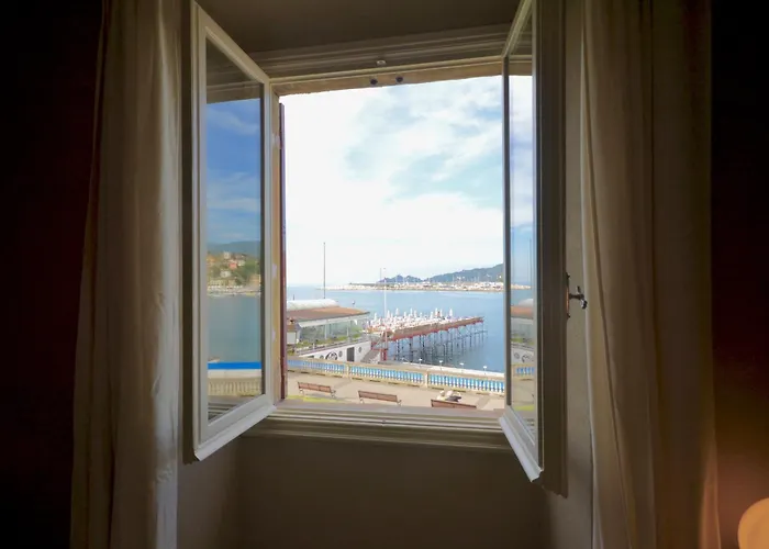 Le Sorelle - Elegante Fronte Mare - 6 Posti Letto - Con Posto Auto Privato * Rapallo